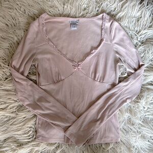 Rue21 pink long sleeve tee with bow